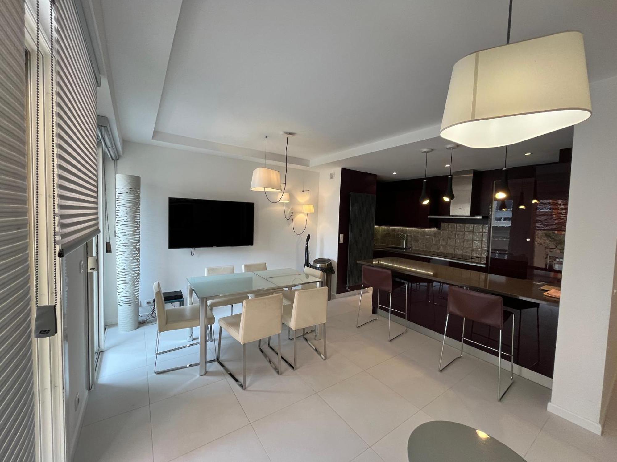 Appartement Calme Familial 3 Ch Avec Terrasses 胡安莱潘 外观 照片