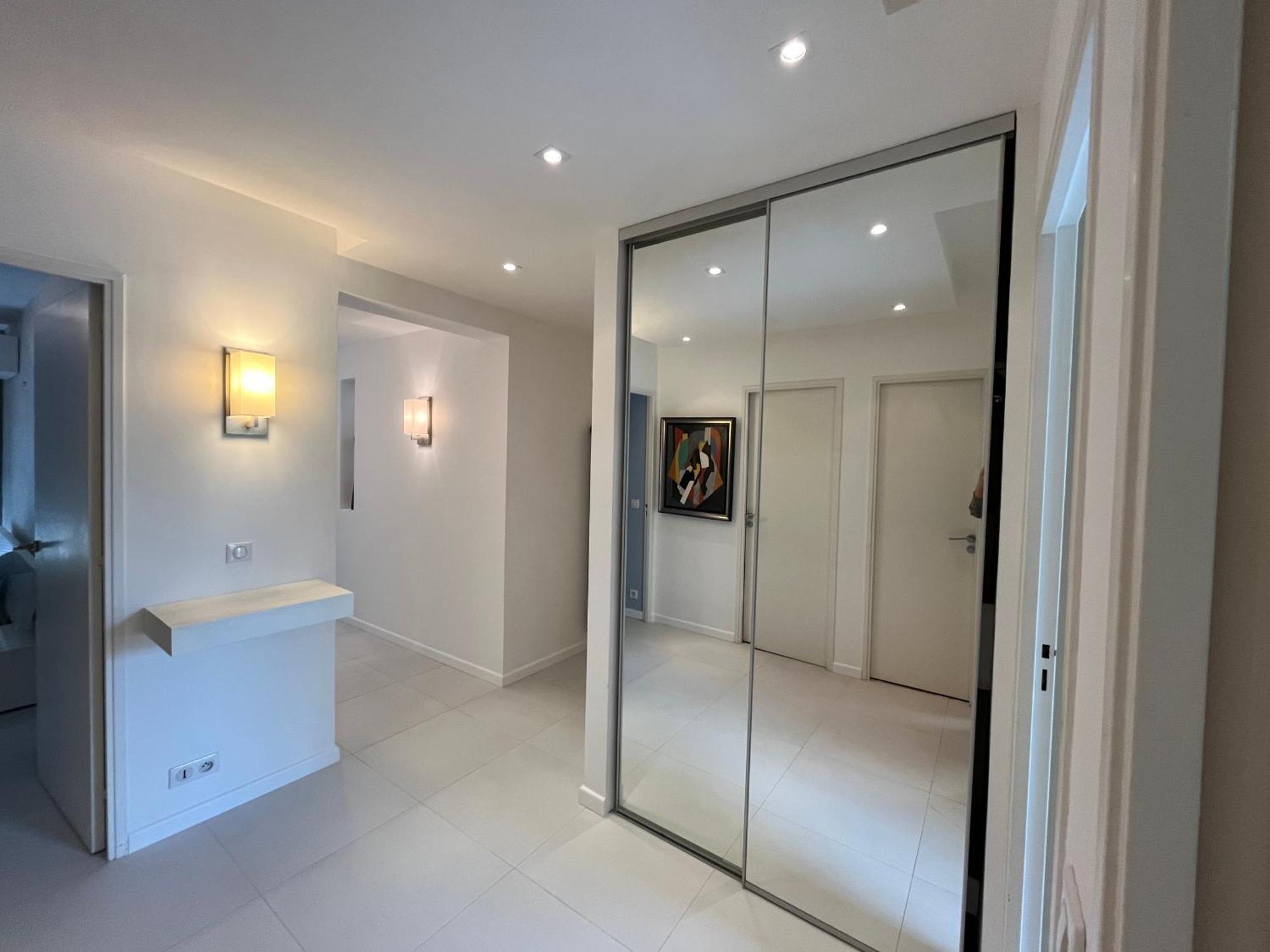 Appartement Calme Familial 3 Ch Avec Terrasses 胡安莱潘 外观 照片